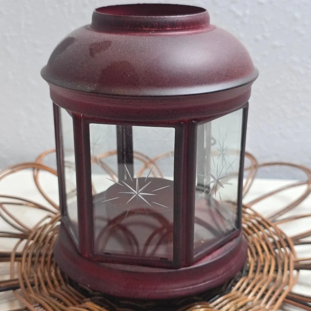 Rustic Burgundy Red Metal‎ Heart Lantern Etched Glass Tea Light Holder
